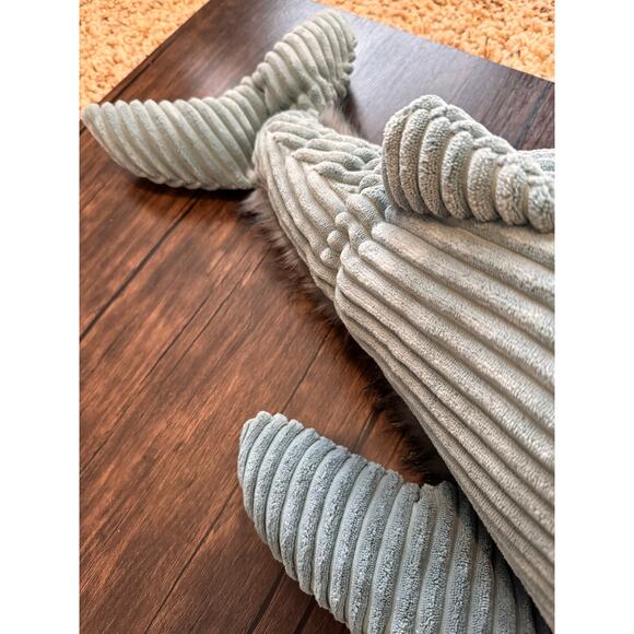 Jellycat Huge Wiley Whale NeW FAST SHIP Retired Jellycat - Picture 5 of 13